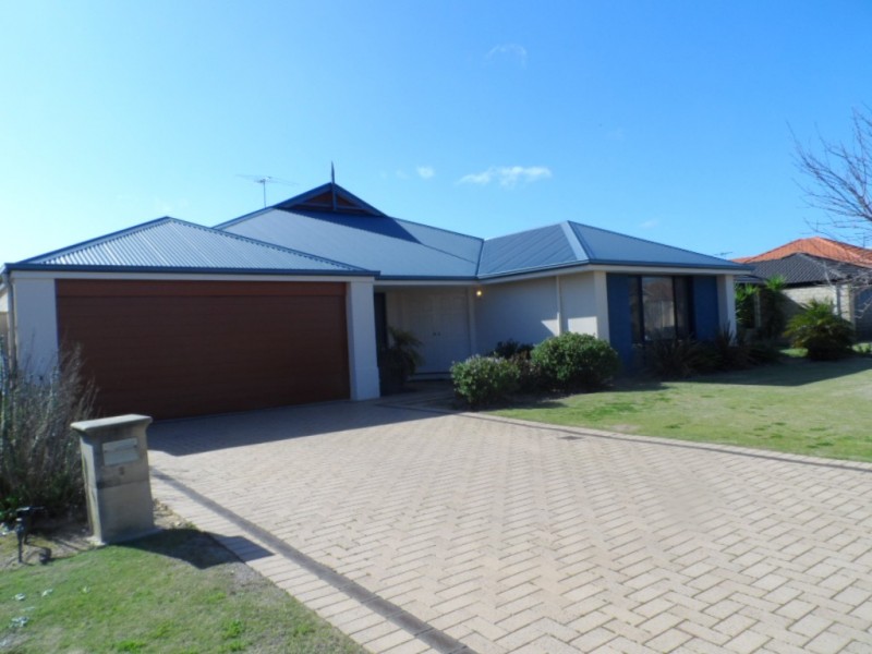 5 Oxenholme Way, Waikiki WA 6169