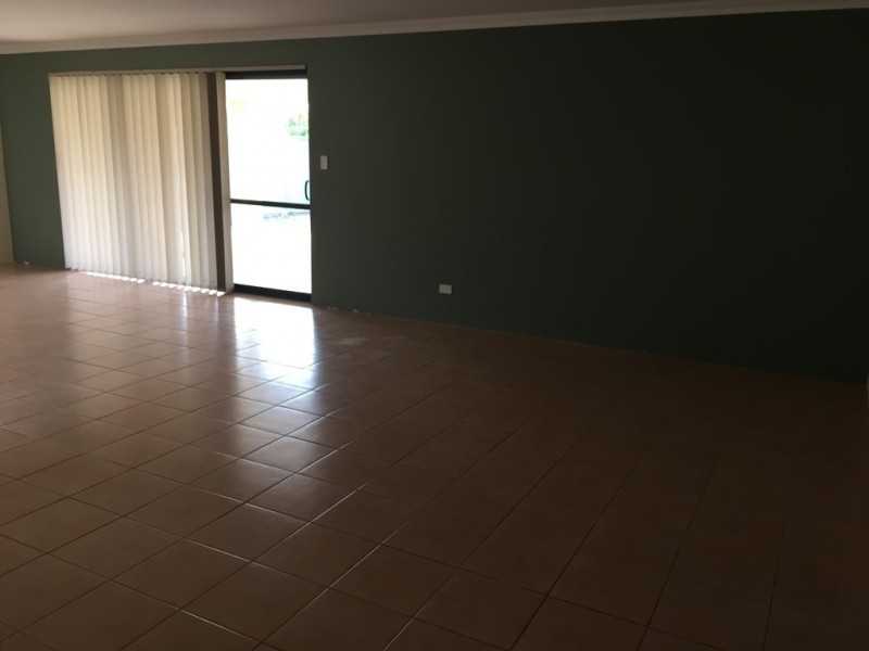 5 Oxenholme Way, Waikiki WA 6169