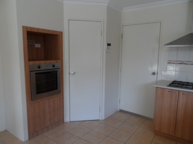 5 Oxenholme Way, Waikiki WA 6169