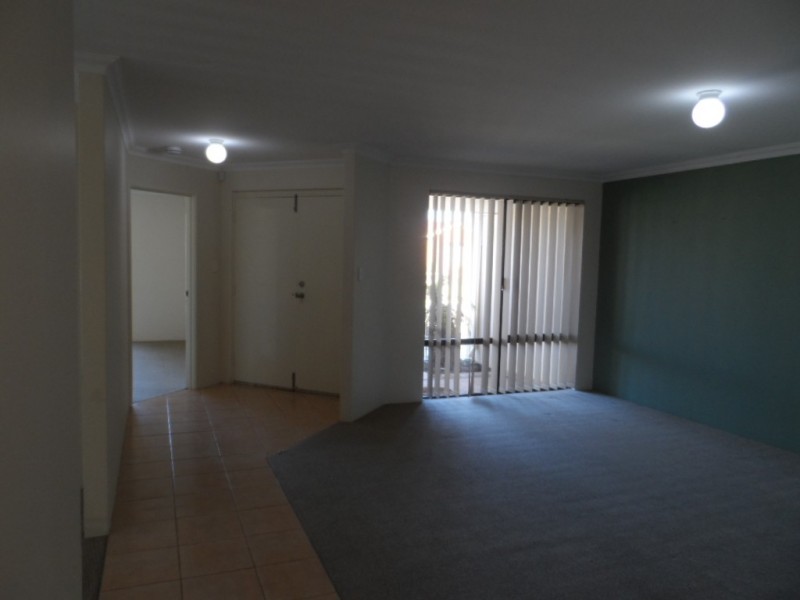 5 Oxenholme Way, Waikiki WA 6169