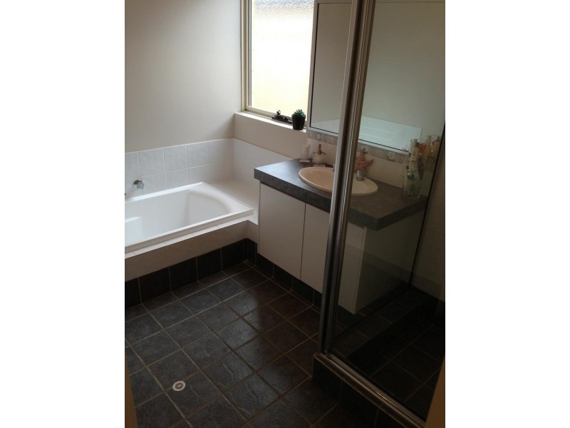 11 Chelan Way, Secret Harbour WA 6173