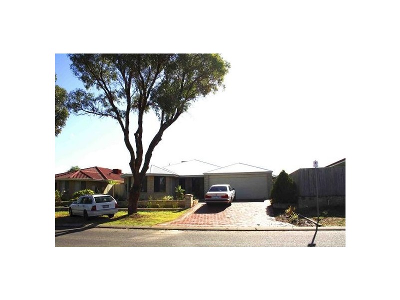 35 Maratea Parade, Secret Harbour WA 6173