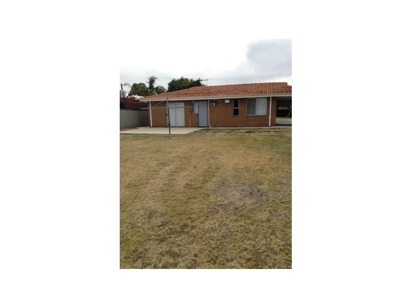 12 Mataitai Loop, Cooloongup WA 6168
