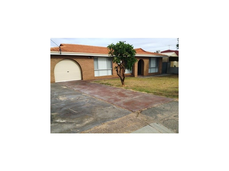 12 Mataitai Loop, Cooloongup WA 6168