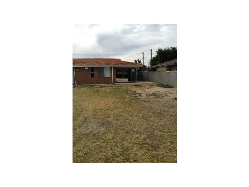12 Mataitai Loop, Cooloongup WA 6168