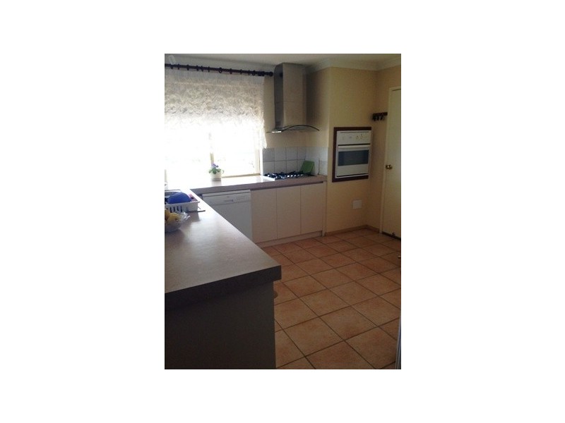 3 Minigwal Loop, Waikiki WA 6169