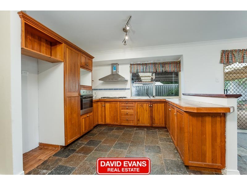 6 Ballina Place, Waikiki WA 6169