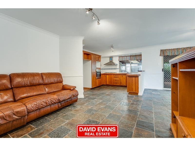 6 Ballina Place, Waikiki WA 6169