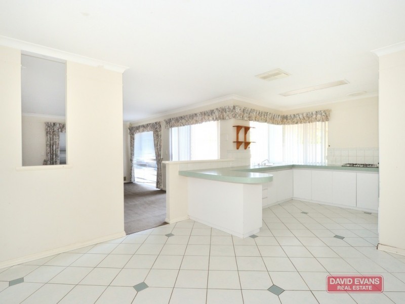 14 Fairview Drive, Waikiki WA 6169