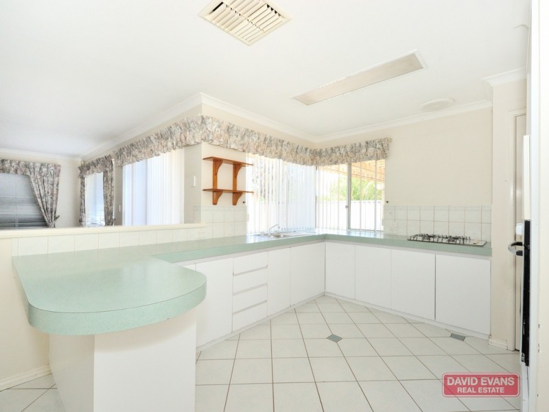 14 Fairview Drive, Waikiki WA 6169