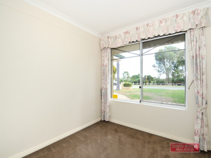 14 Fairview Drive, Waikiki WA 6169