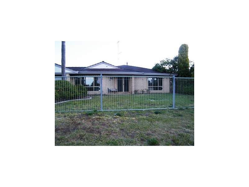 10 Paraguay Avenue, Greenfields WA 6210