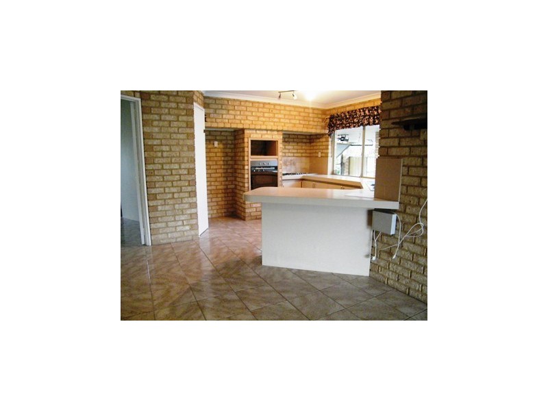 10 Paraguay Avenue, Greenfields WA 6210