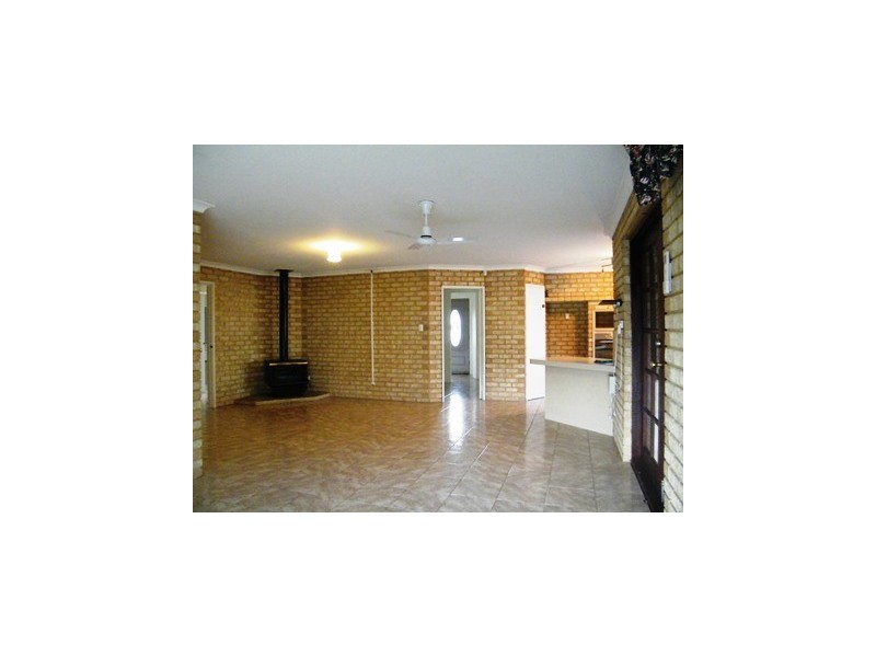 10 Paraguay Avenue, Greenfields WA 6210