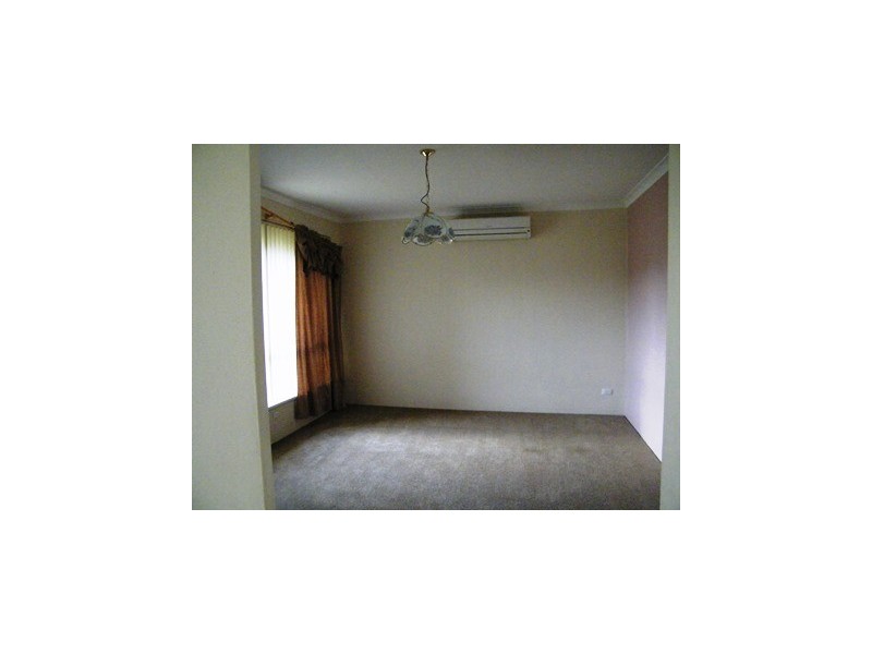 10 Paraguay Avenue, Greenfields WA 6210