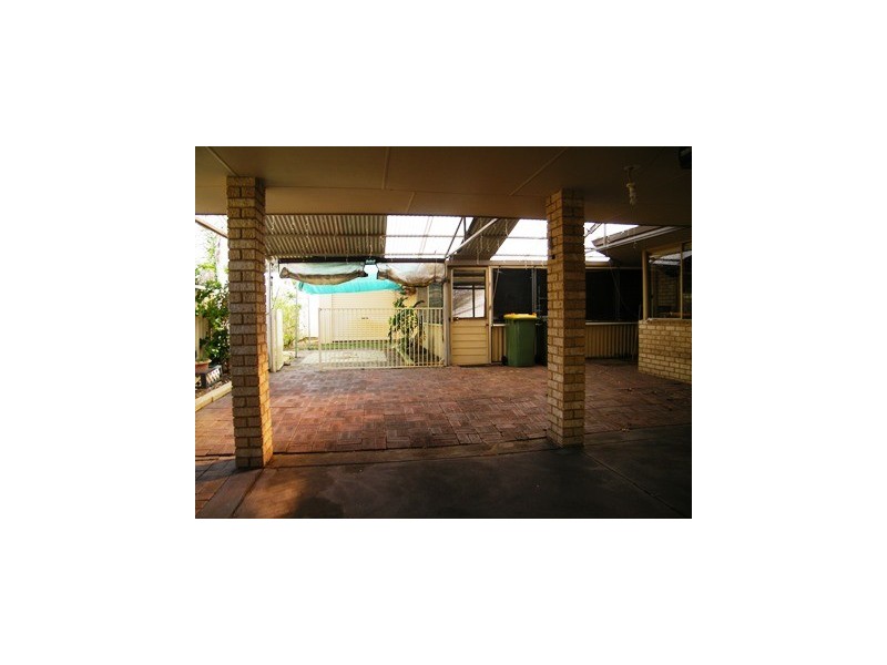 10 Paraguay Avenue, Greenfields WA 6210