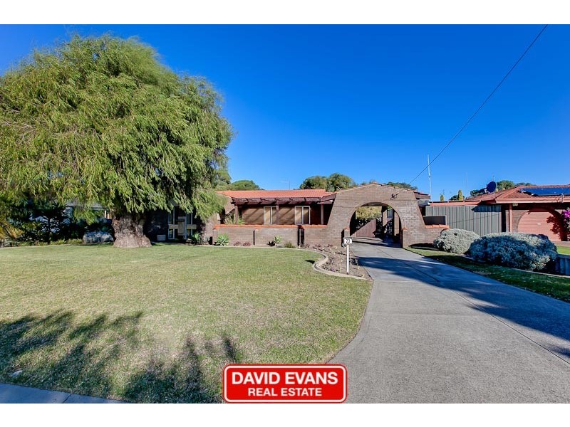 23 Quamby Place, Rockingham WA 6168
