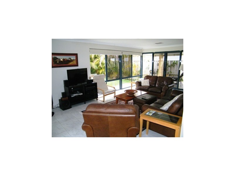 14 Andromeda Street, Rockingham WA 6168