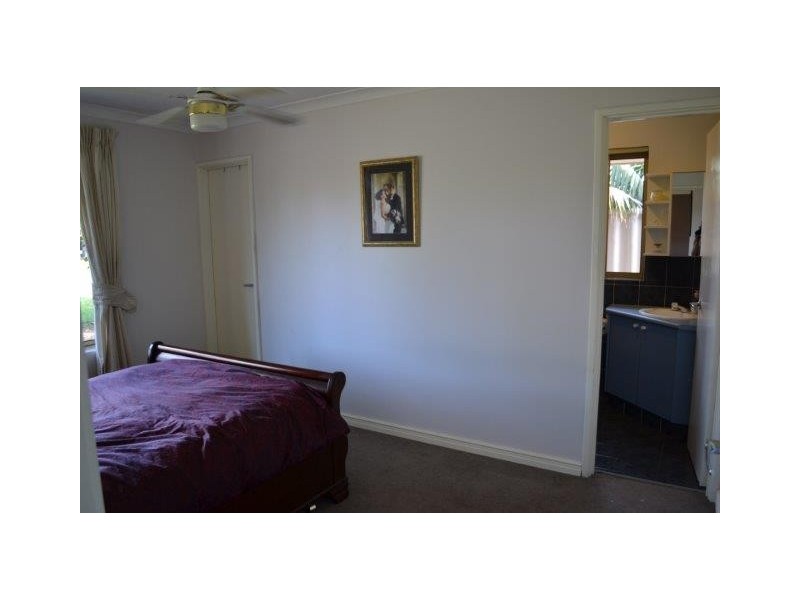 4 Columbus Court, Port Kennedy WA 6172