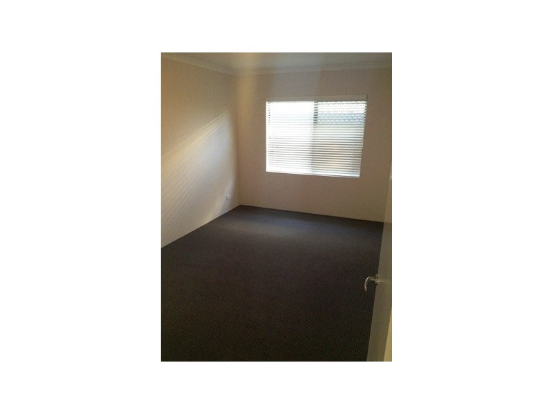 2B Snook Crescent, Hilton WA 6163