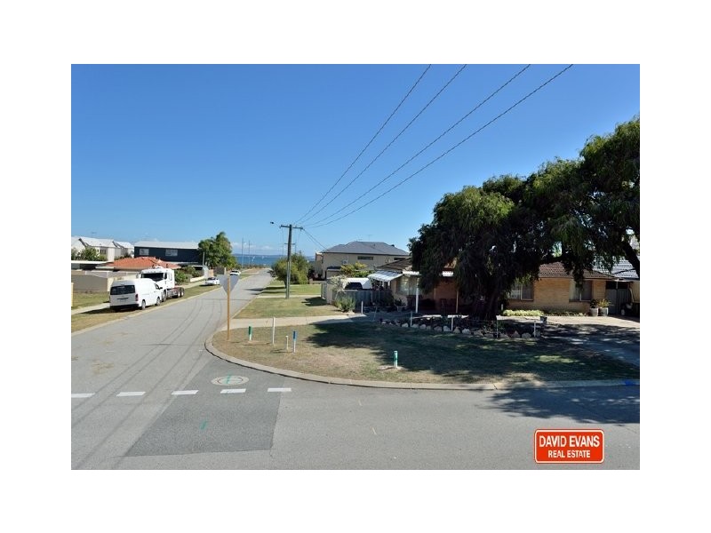 168 Kent Street, Rockingham WA 6168