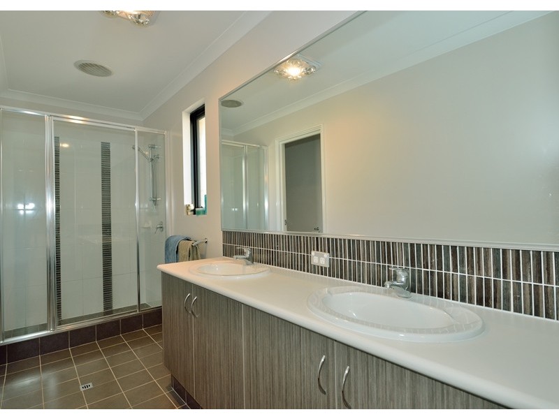 27 Buttermere Approach, Waikiki WA 6169