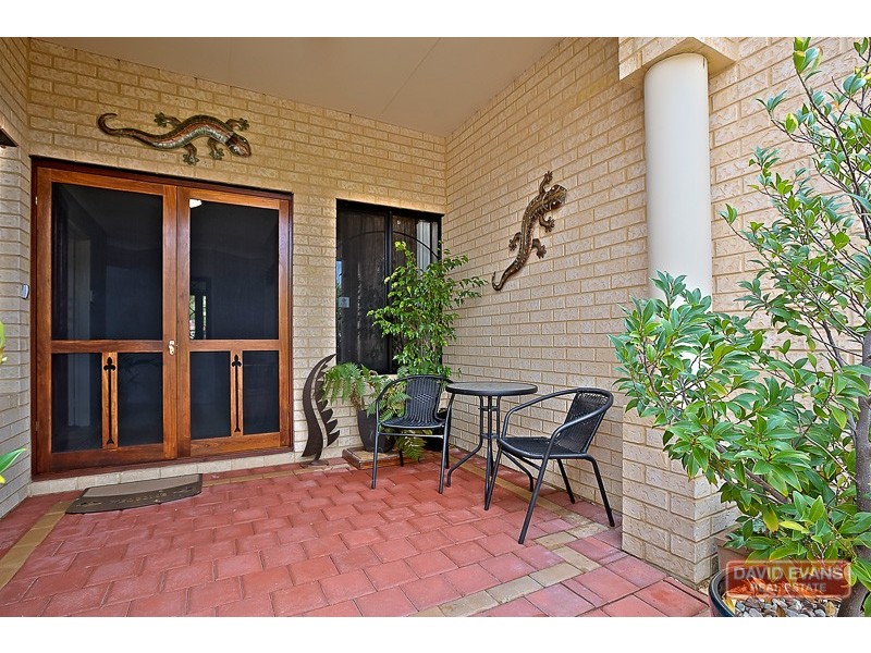 20 Lyttleton Street, Rockingham WA 6168