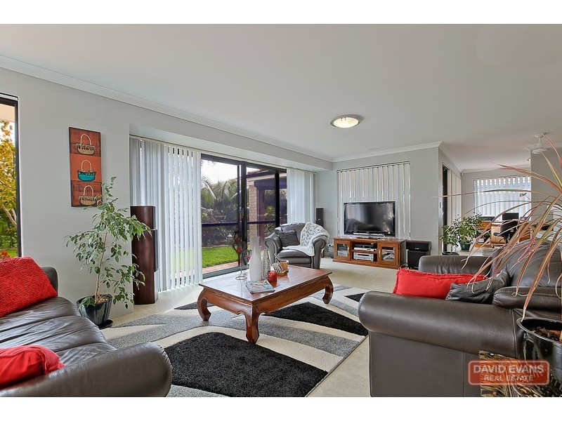 20 Lyttleton Street, Rockingham WA 6168