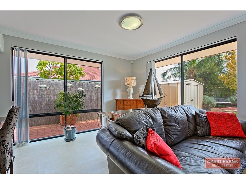 20 Lyttleton Street, Rockingham WA 6168