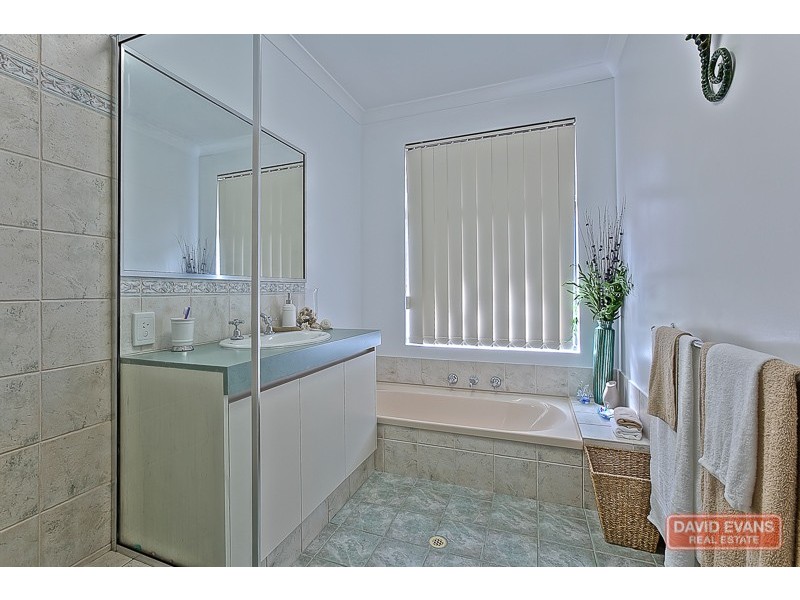 20 Lyttleton Street, Rockingham WA 6168