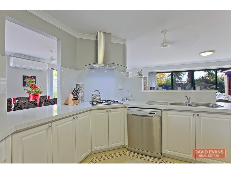 20 Lyttleton Street, Rockingham WA 6168