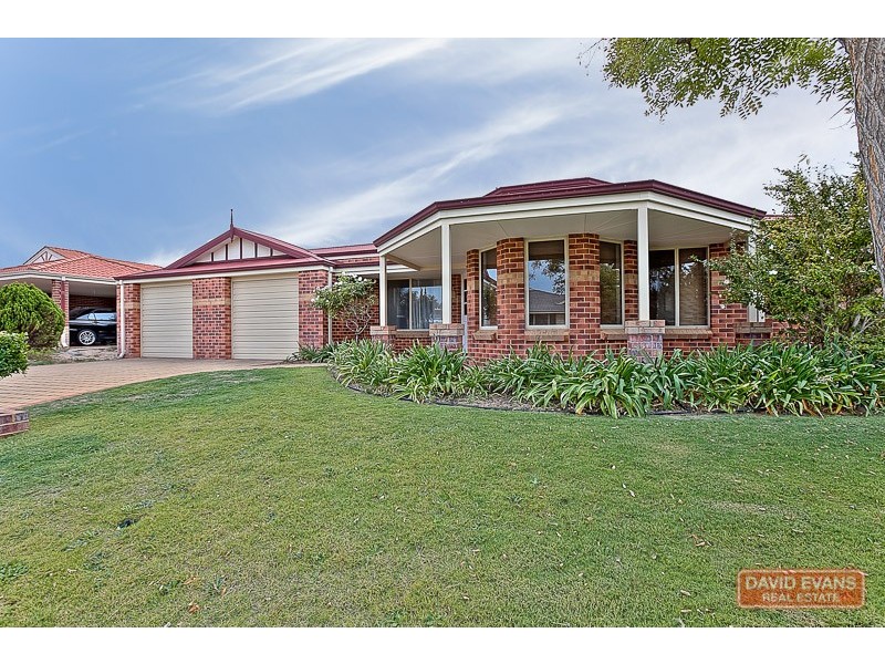 35 St Ettiene Garden, Port Kennedy WA 6172