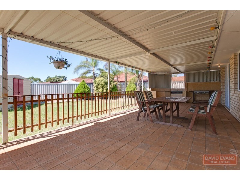 8 Huntingdale Court, Cooloongup WA 6168