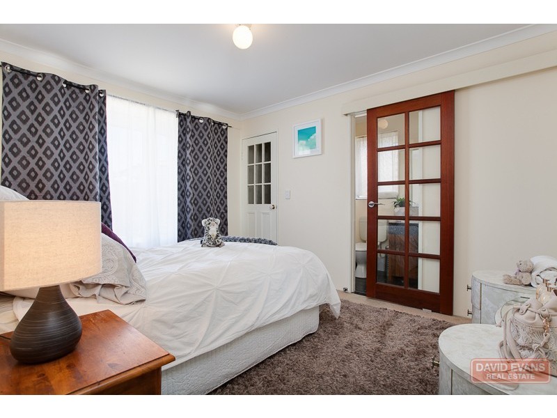 8 Huntingdale Court, Cooloongup WA 6168