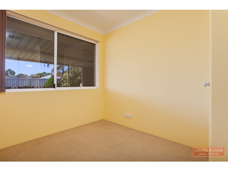 8 Huntingdale Court, Cooloongup WA 6168