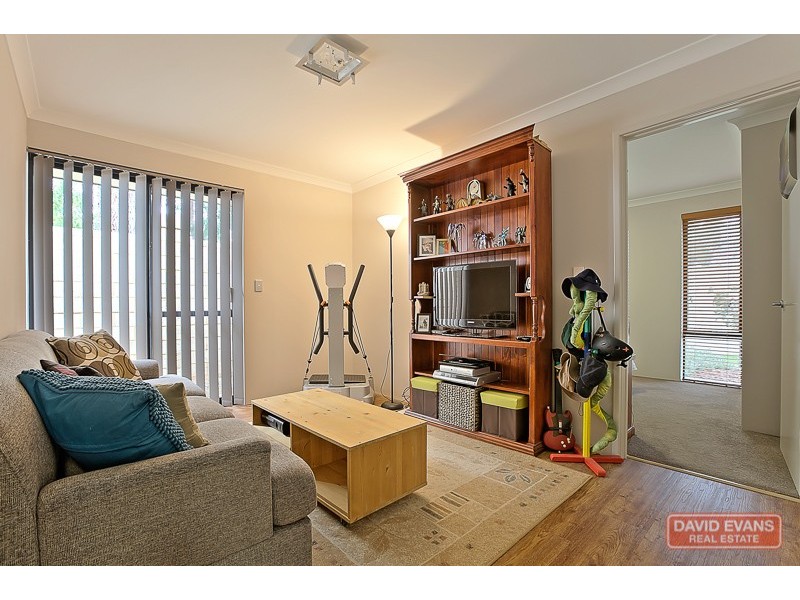 2 Mariposa Boulevard, Secret Harbour WA 6173