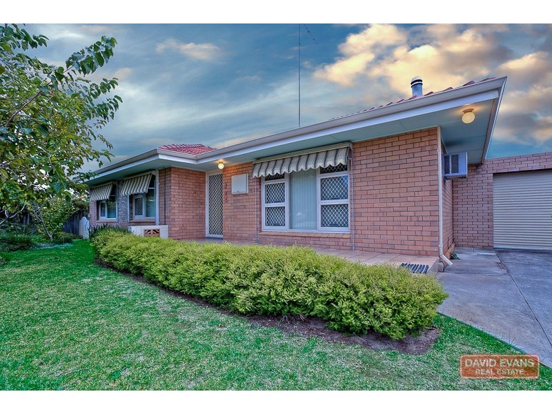 16 Heaton Way, Safety Bay WA 6169