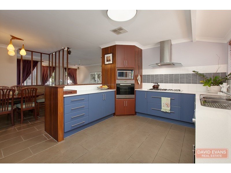 17 Kenton Way, Rockingham WA 6168