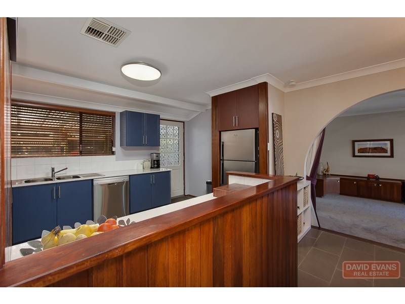 17 Kenton Way, Rockingham WA 6168