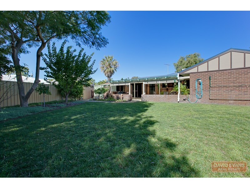 17 Kenton Way, Rockingham WA 6168