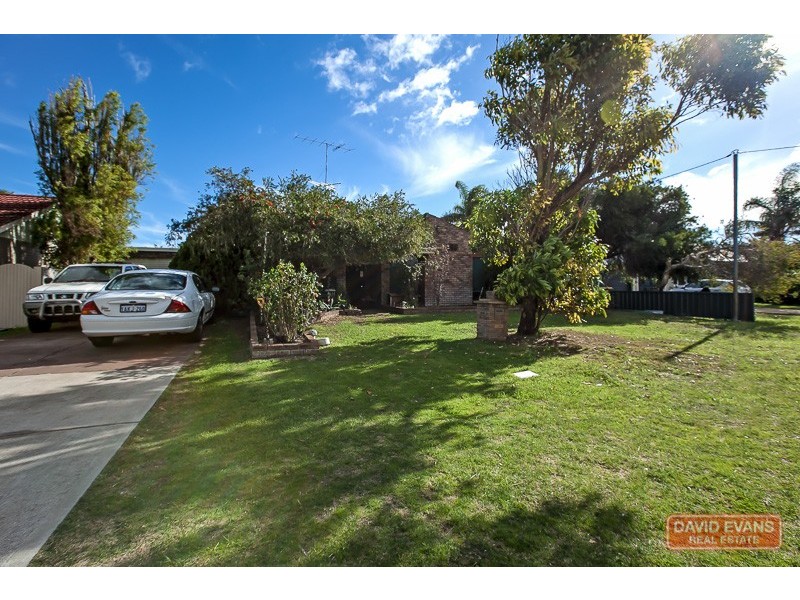 42 Fawdon Street, Safety Bay WA 6169