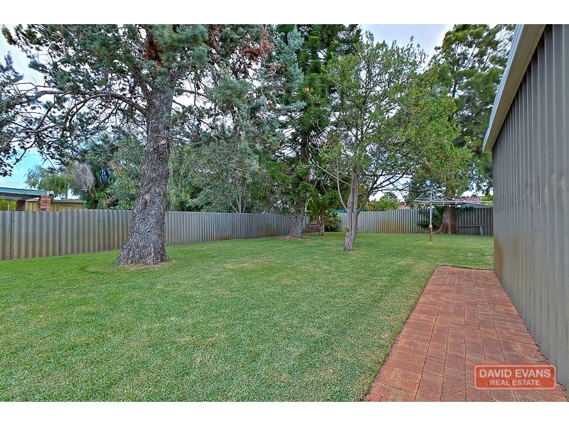12 Albatross Place, Rockingham WA 6168
