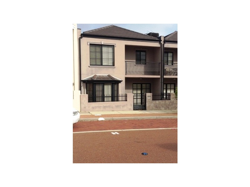 17A Hammersmith Court, Joondalup WA 6027