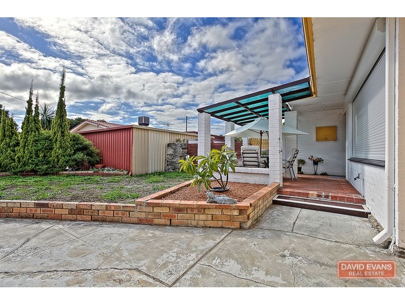 20 Mensa Close, Rockingham WA 6168