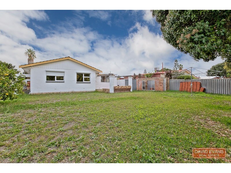 20 Mensa Close, Rockingham WA 6168