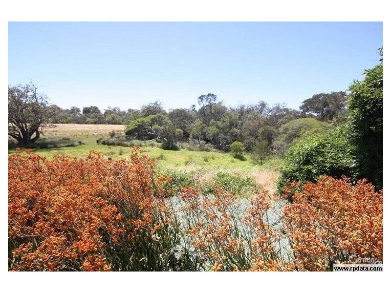 27 Castlereagh Vista, Millbridge WA 6232