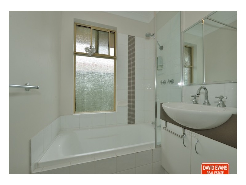 14 Marley Way, Warnbro WA 6169