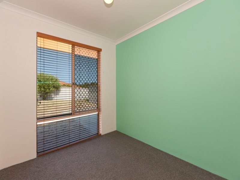 32 McNairn Cross, Leda WA 6170