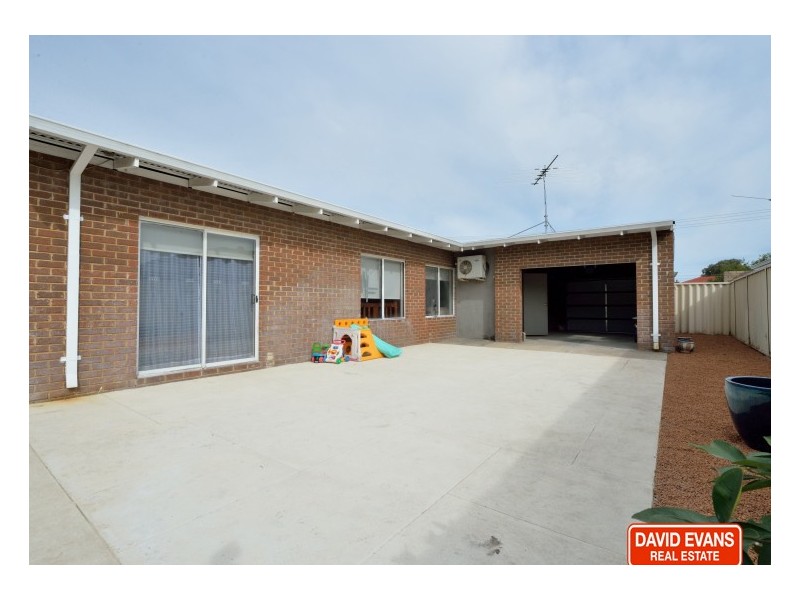 4 Mayfair Court, Cooloongup WA 6168