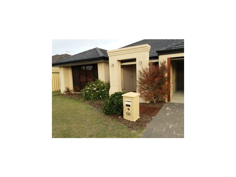 50 Amadeus Court, Port Kennedy WA 6172